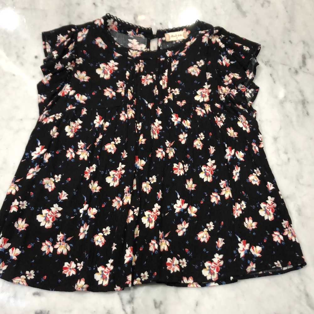 Altar’d State Flower pattern top